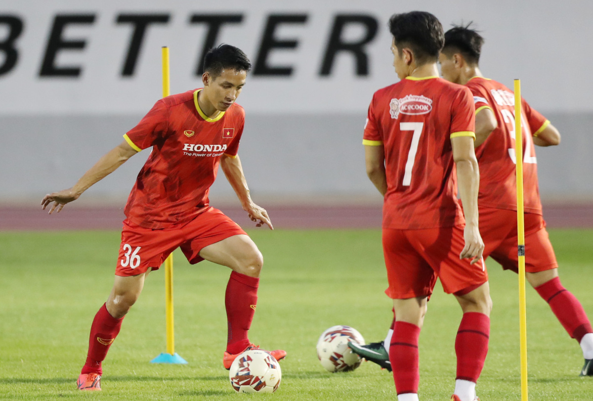 Đỗ Hùng Dũng đã chính thức trở lại tập luyện cùng ĐT Việt Nam, chuẩn bị cho mục tiêu bảo vệ ngôi vô địch giải bóng đá Đông Nam Á