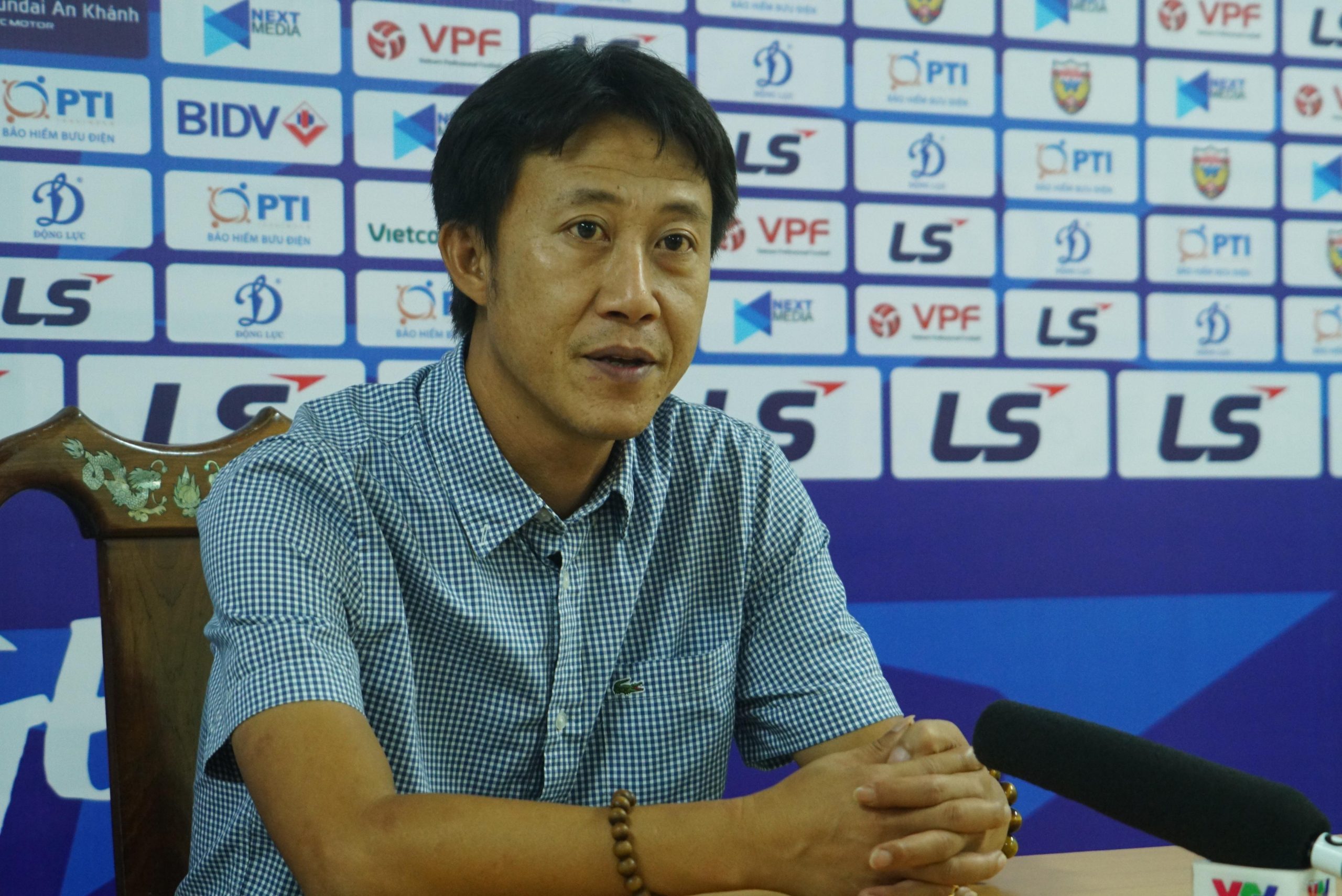 HLV trưởng Nguyễn Thành Công không đồng tình việc Ban quản lý sân Hà Tĩnh cho người vào tập golf