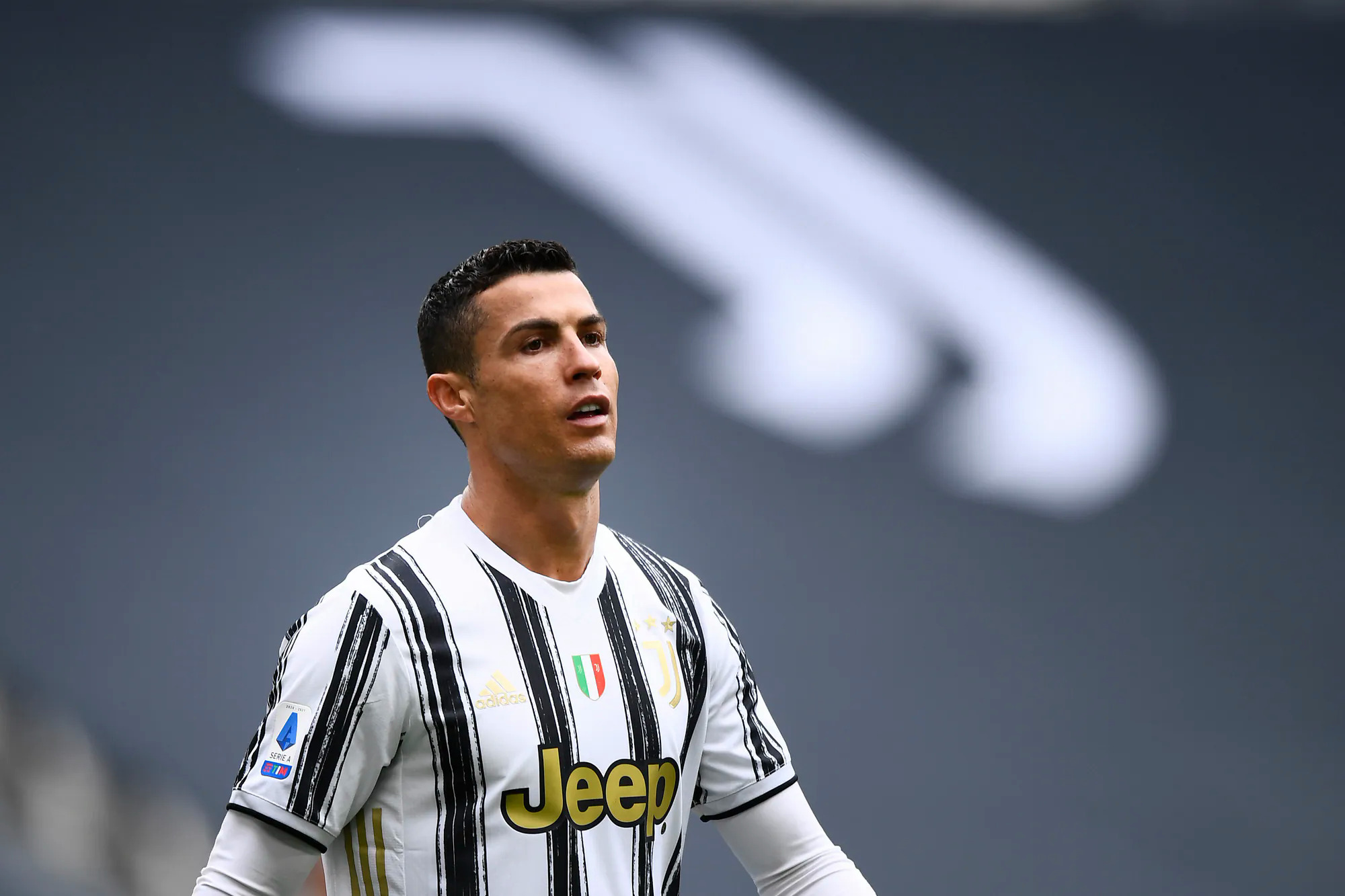 Juventus quyết bỏ Ronaldo